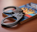 Очень пьяный астраханец забыл, зачем залез в торговый центр