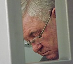 Так все-таки, у нас еще есть мэр или уже нет?