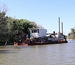 В Астраханской области расчищают ерик в Володарском районе