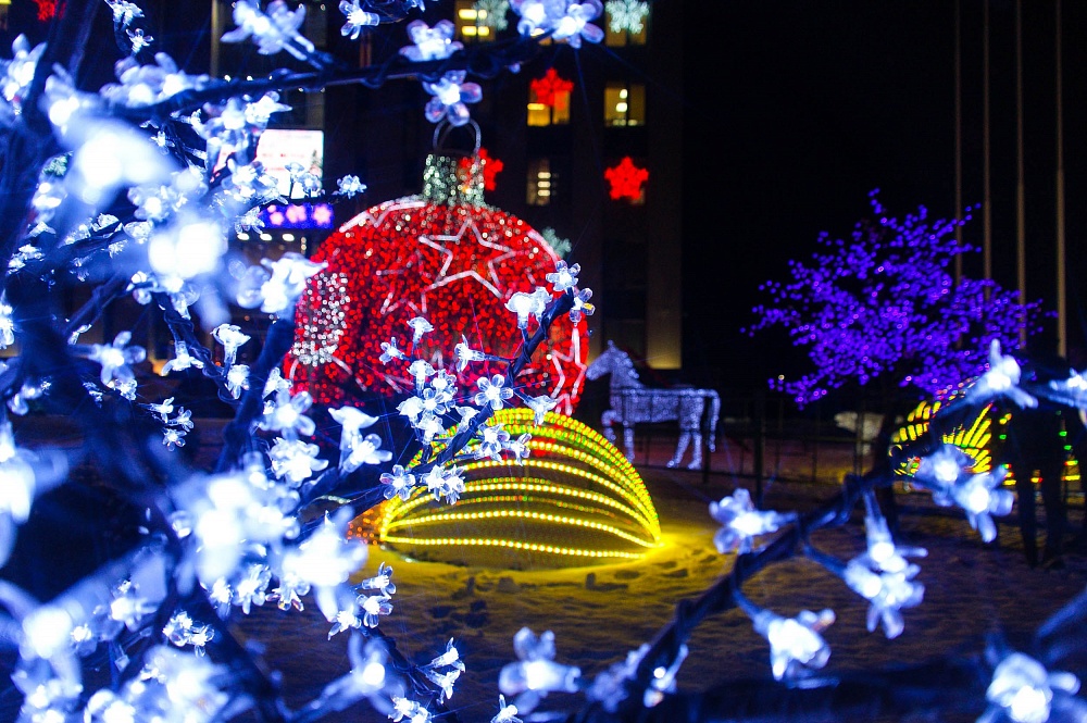 Огоньки сверкают - красный, голубой! Создаём себе новогоднее настроение