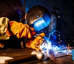 Агентство по занятости населения Астраханской области подготовило топ-5 вакансий для сварщиков 