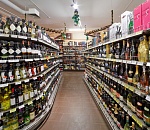 Семейная пара хотела украсть алкоголь из магазина