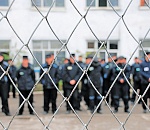  В Астрахани сотрудник колонии продал заключенному наркотики