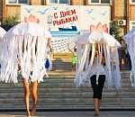 В Астрахани набережная Волги готовится ко Дню рыбака