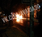 В центре Астрахани загорелся автомобиль