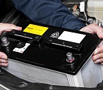 Астраханская полиция задержала серийных похитителей автомобильный аккумуляторов