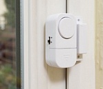 Сигнализация одного из популярных супермаркетов не дает астраханцам спать