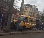 В центре Астрахани столкнулись две "Газели": четверо пострадавших