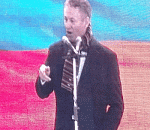 «ЗА ПУТИНА» VS. «ЗА ЧЕСТНЫЕ ВЫБОРЫ»