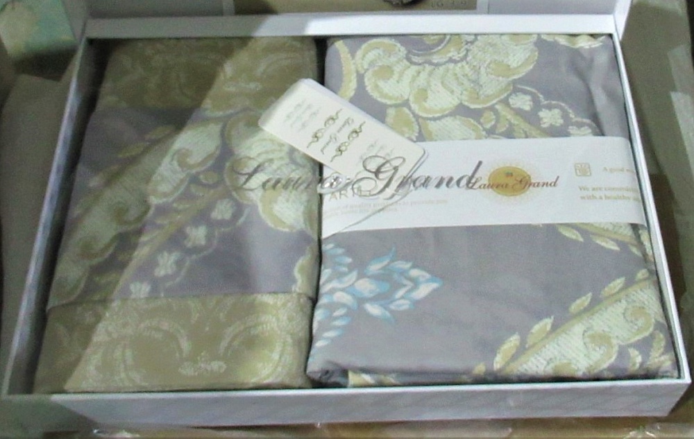 Астраханские таможенники передали конфискованное постельное белье детям в ДНР