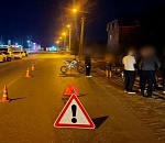 На правобережье Астрахани 12-летний мотоциклист врезался в «Ладу»