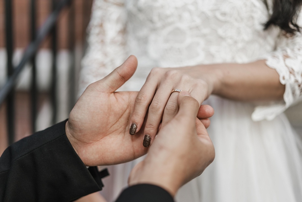 Астраханцев приглашают провести церемонию бракосочетания в кремле