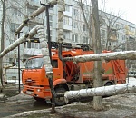 Под Астраханью мусоровоз протаранил трубу теплотрассы: 225 квартир остались без горячей воды