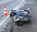 Под Астраханью автомобиль сбил велосипедиста