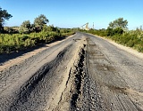 Под Астраханью отремонтируют одну из самых убитых дорог