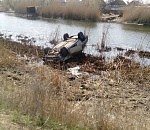Пьяный астраханец, уходя от полицейской погони, съехал в водоем