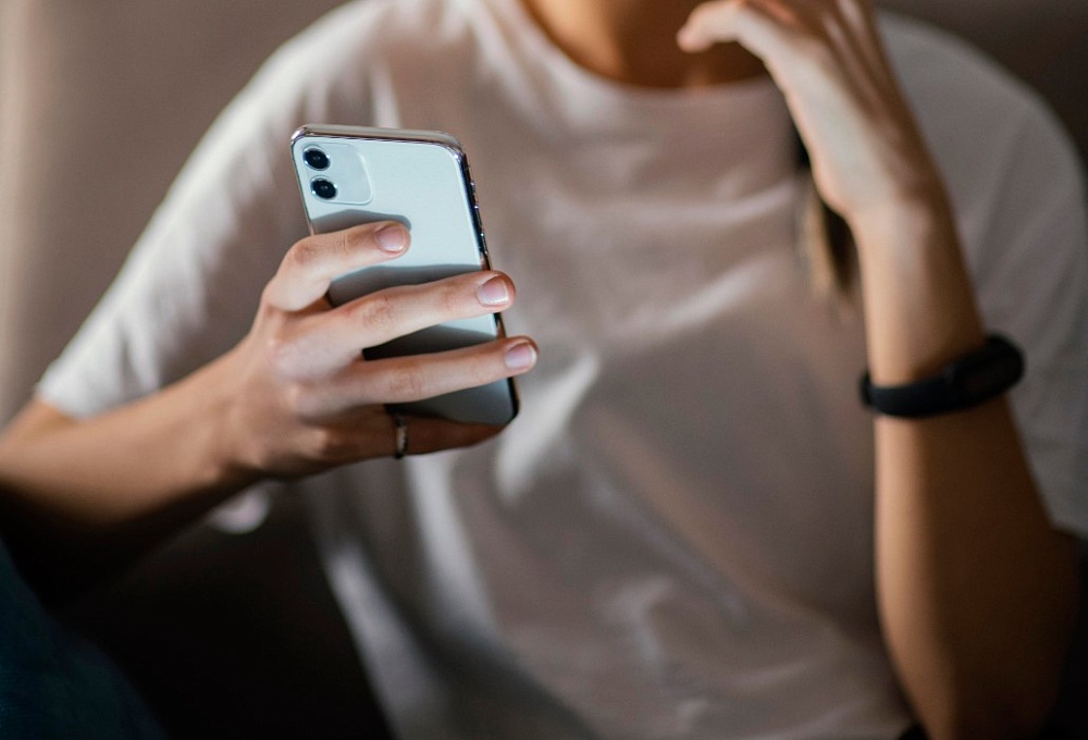 Студентка-первокурсница из Астрахани «подарила» мошенникам почти 2 миллиона 