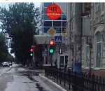 Фото дня: в центре Астрахани появились "светофоры Киркорова"