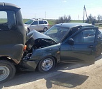 На астраханской трассе серьезная авария с участием маленьких детей, есть пострадавшие