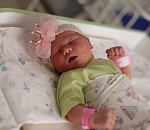 14 астраханок стали мамами 8 марта