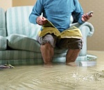 Астраханец избил соседку-пенсионерку за потоп 