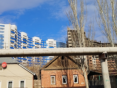 Убрать «Паруса»: элитной заброшке в центре Астрахани найдут другого застройщика