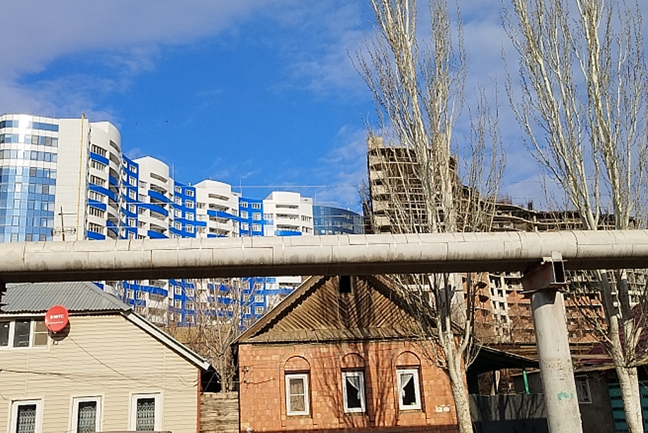 Убрать «Паруса»: элитной заброшке в центре Астрахани найдут другого застройщика