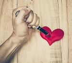 Кровавый День святого Валентина: астраханка призналась мужу в любви убийственным способом