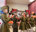Камызякские дети спели песни Победы для детей войны