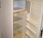 Астраханка обчистила холодильник на глазах у хозяйки-пенсионерки