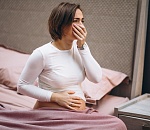 В Астрахани спасатели вскрывали дверь, чтобы помочь беременной 