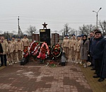 В обновленном Парке III Интернационала впервые прошел торжественный митинг в память о погибших защитниках Отечества