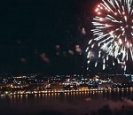 Салют в День Победы в Астрахани изнутри. Видео