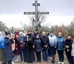 Жители астраханского села на свои средства установили поклонный крест