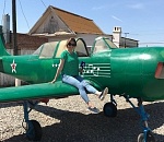 В астраханском селе воссоздали точную копию самолета из фильма «В бой идут одни старики»
