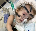 Вне Круга добра. Почему на лечение детей по-прежнему собирают СМС-ками?