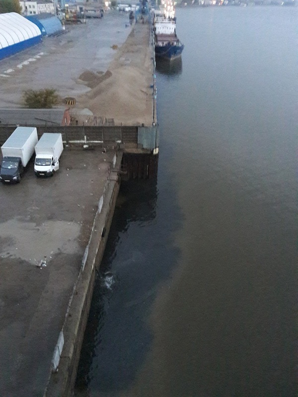 Фото дня: черное пятно на репутации Волги