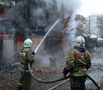 В Астрахани произошел крупный пожар: есть пострадавшие