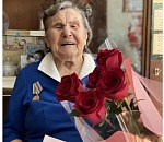 Владимир Путин поздравил астраханку со столетием