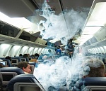 Полиция задержала курящую в самолете 18-летнюю астраханку