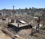 На астраханском кладбище вновь орудуют вандалы