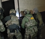 В Астрахани задержали семейную пару, промышлявшую отправлением людей на фронт и хищением их контрактных денег