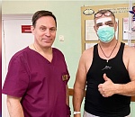 Медики спасли астраханца, лицо которого пострадало после удара колесом от фуры