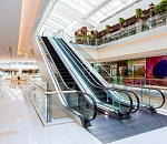 В астраханском гипермаркете мужчину покалечил эскалатор