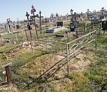 В Астрахани на кладбище снова орудуют вандалы