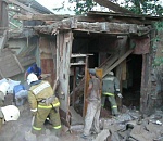 Астраханец оказался под завалами обрушившегося заброшенного дома