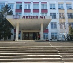 В Астрахани вновь массово эвакуируют школы