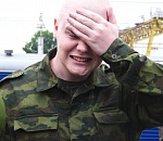 15-летняя астраханка ушла из дома и поехала в Волгоград, чтобы проводить парня в армию