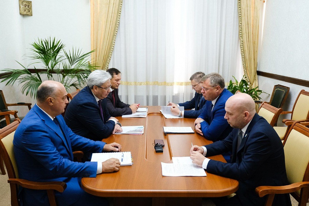 Игорь Бабушкин и Сергей Альмеев обсудили развитие железной дороги в рамках МТК «Север-Юг»