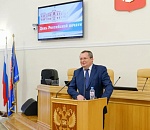 Астраханских журналистов поздравили и сравнили с верблюдами